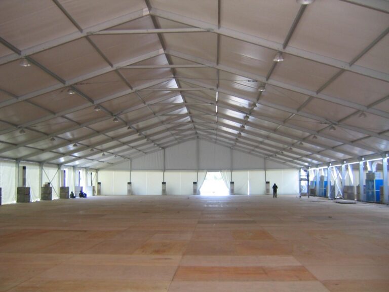 German Hanger & Aluminium Hanger On Rent