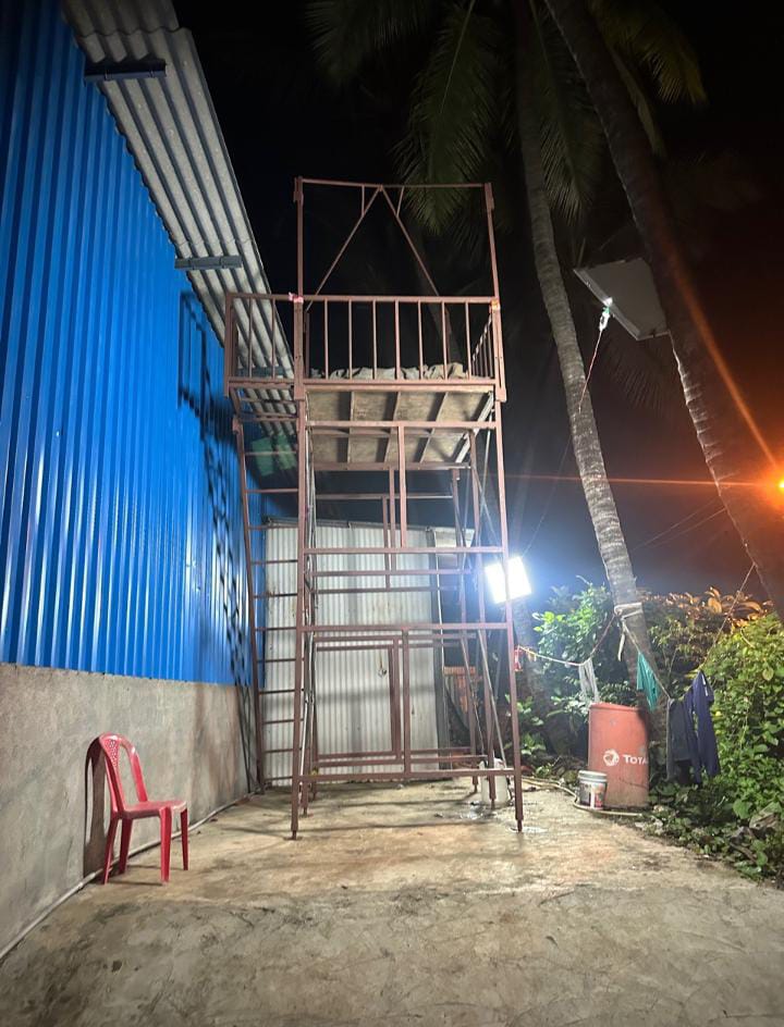 German Hanger & Aluminium Hanger On Rent